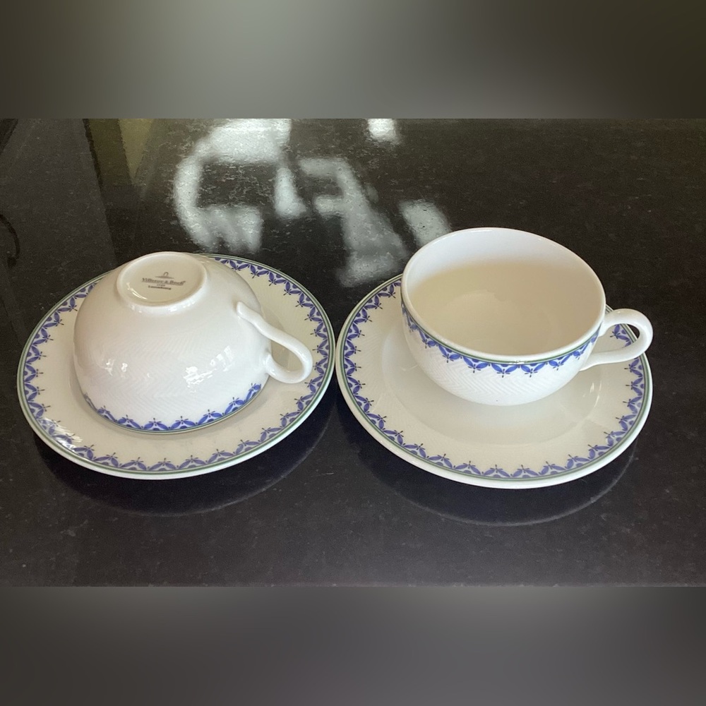 Vtg Villeroy & Boch Casa Look Tea Cups and Saucers- set of two